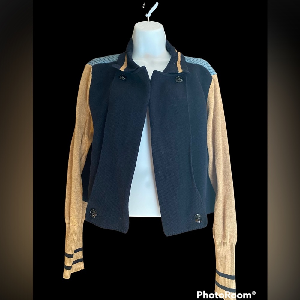 Cabi Turn back  Cardigan sweater size M